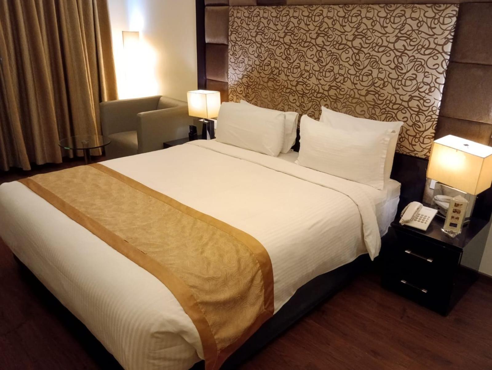 Hotel Oxina Lygon Tiruchirappalli Экстерьер фото